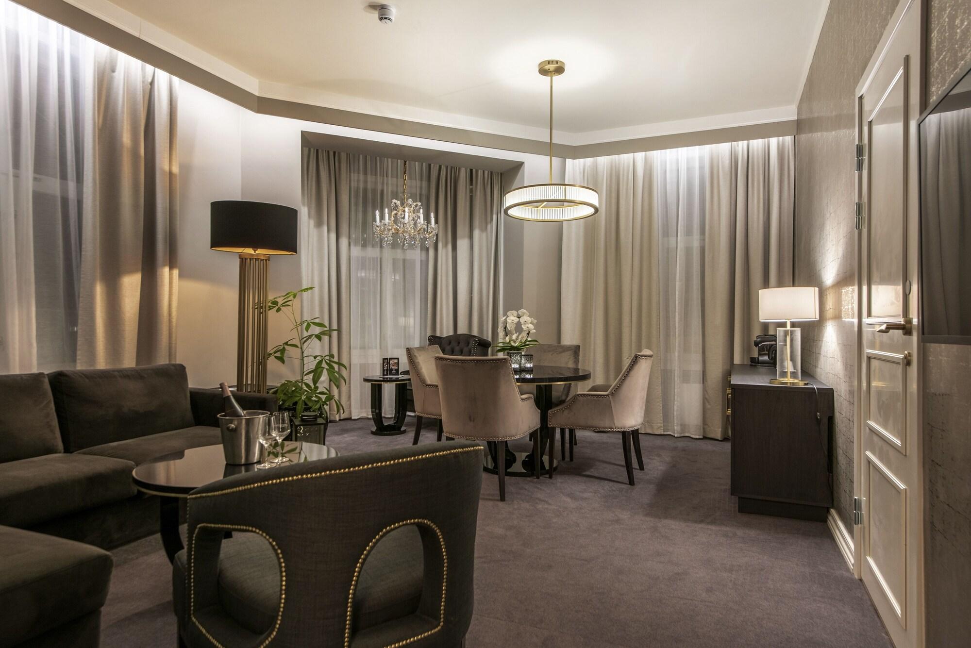 Home Hotel Grand Gjøvik Exteriér fotografie